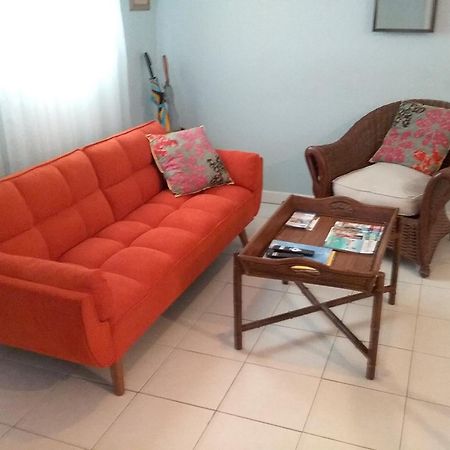 נסאו Lynn'S Cozy Cottage מראה חיצוני תמונה